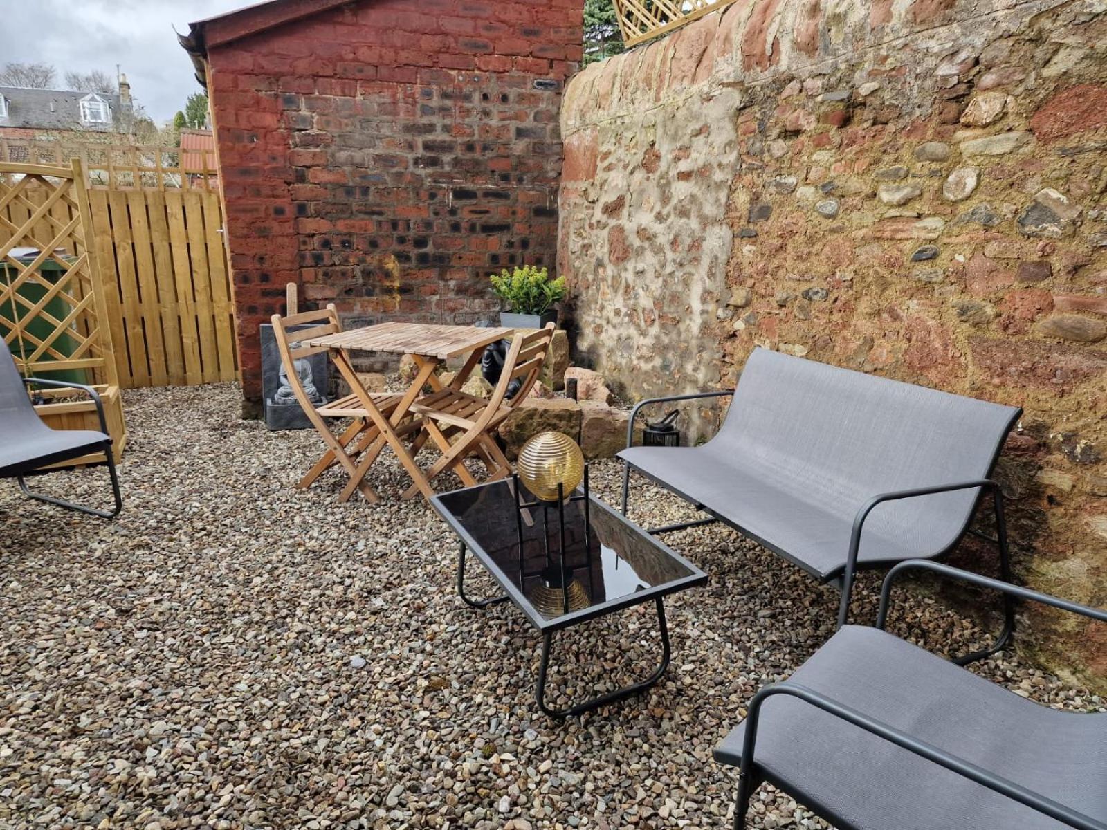 Grange8 Luxury Snug & Courtyard In Blairgowrie Διαμέρισμα Blairgowrie and Rattray Εξωτερικό φωτογραφία